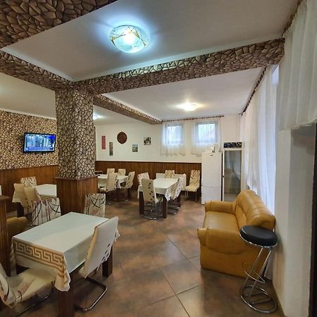 Pensiunea Eden Băile Olăneşti エクステリア 写真