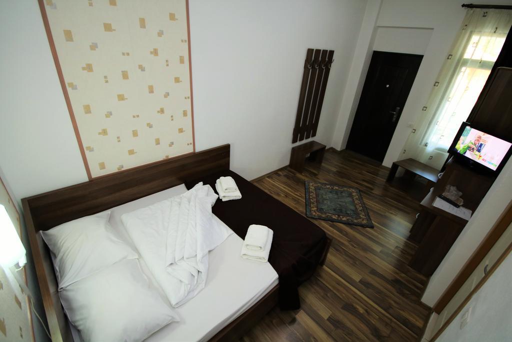 Pensiunea Eden Băile Olăneşti エクステリア 写真