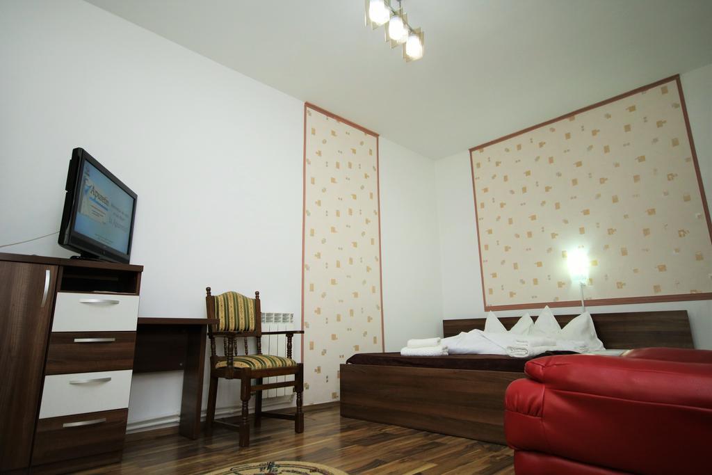 Pensiunea Eden Băile Olăneşti エクステリア 写真