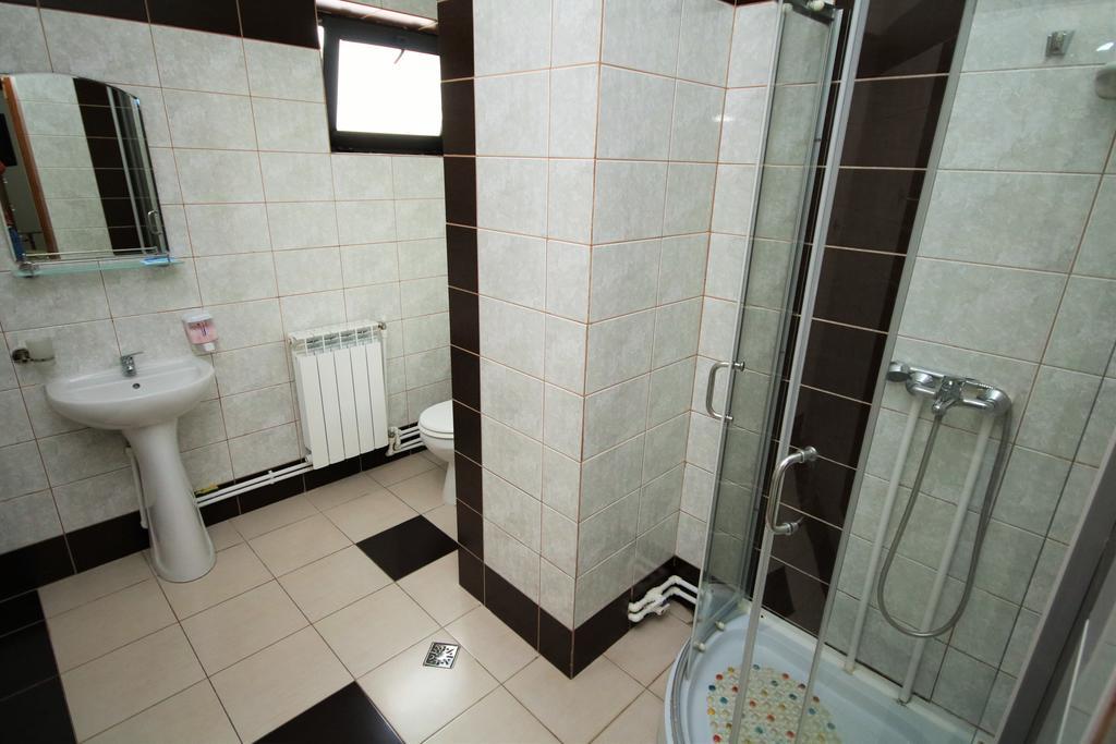 Pensiunea Eden Băile Olăneşti エクステリア 写真