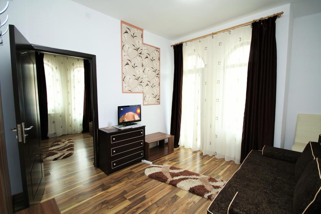 Pensiunea Eden Băile Olăneşti エクステリア 写真