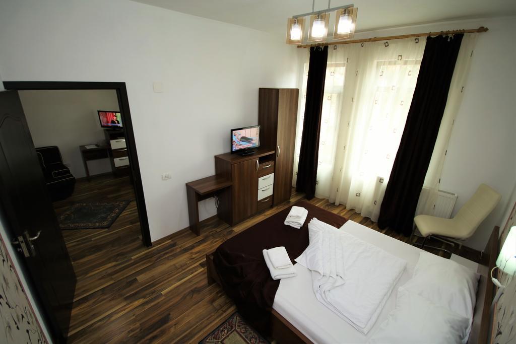 Pensiunea Eden Băile Olăneşti エクステリア 写真